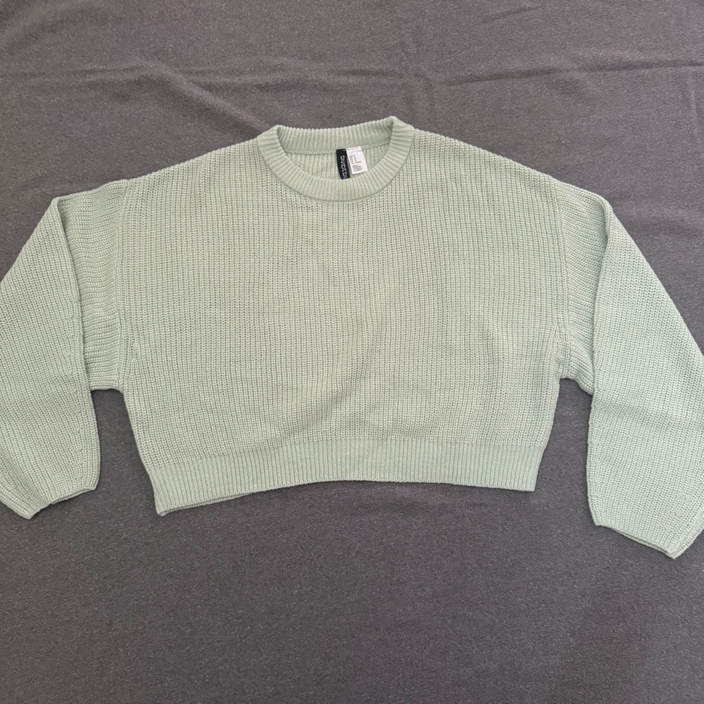 Lt Green Cropped Sweater Divided by H&M Medium